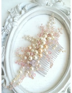 Hair combs with crystals and pearls Hair combs with crystals and pearls